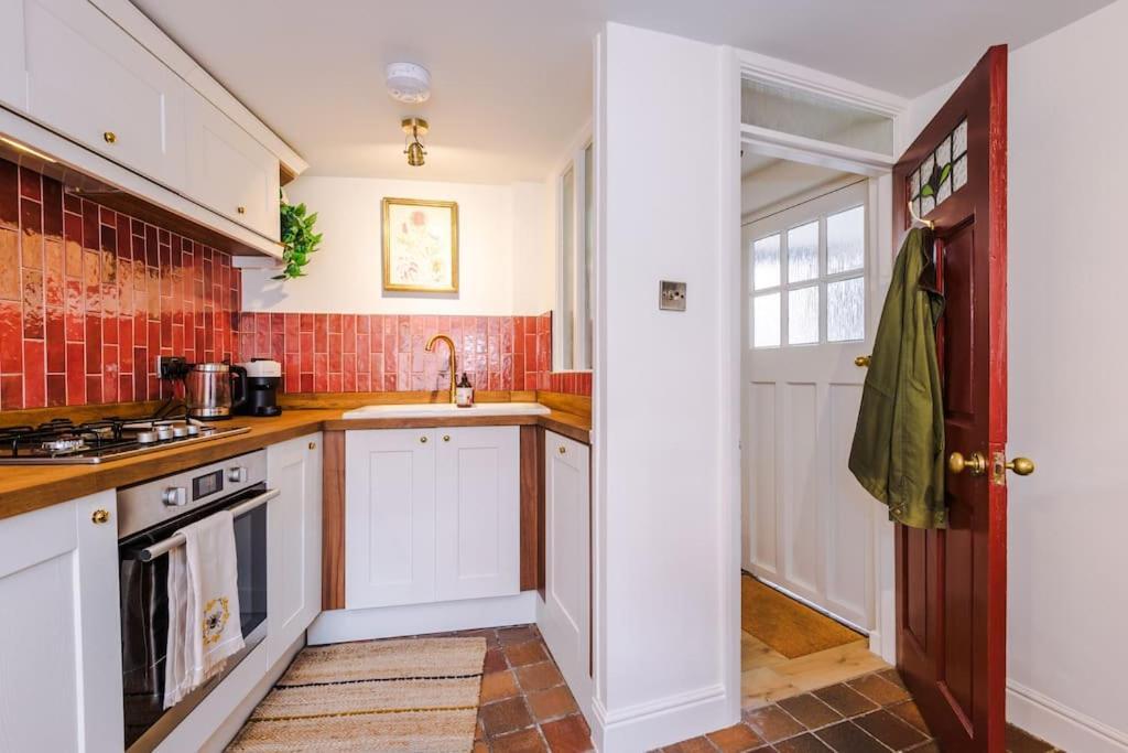 Rustic Chester Cottage Near Shops & Terrace Esterno foto