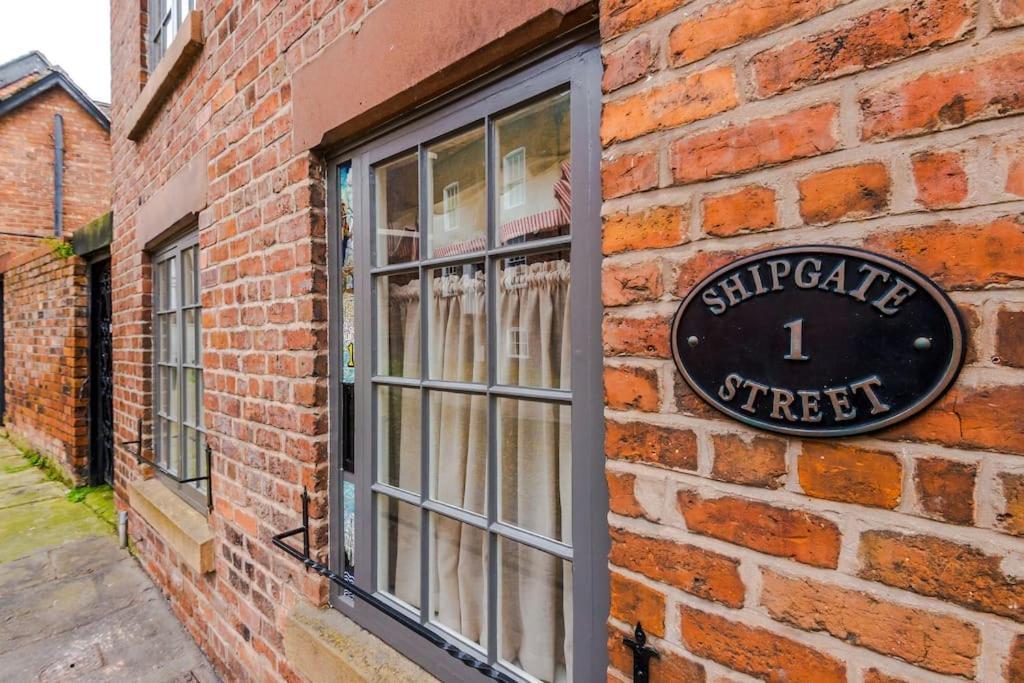 Rustic Chester Cottage Near Shops & Terrace Esterno foto