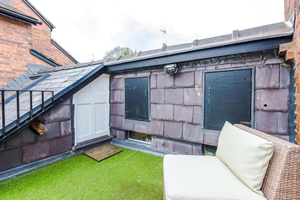 Rustic Chester Cottage Near Shops & Terrace Esterno foto